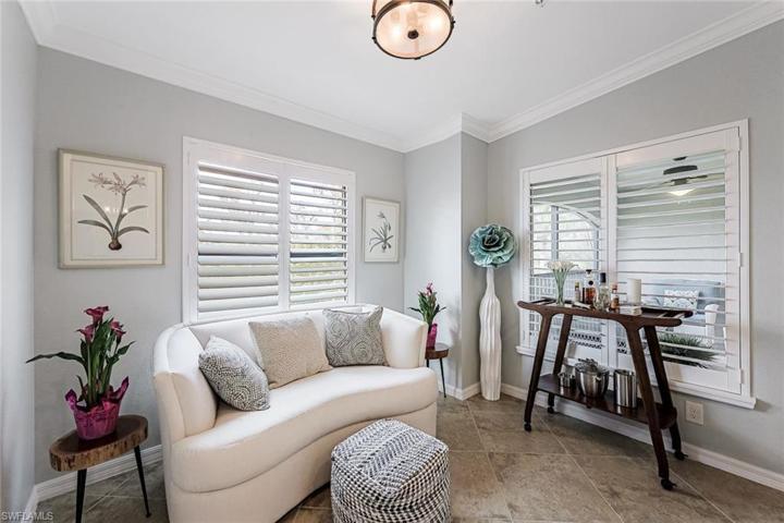 Sitting Area off Kitchen
