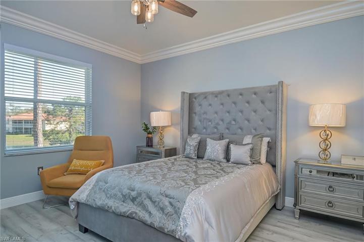 480 Robin Hood CIR # 202, NAPLES FL 34104