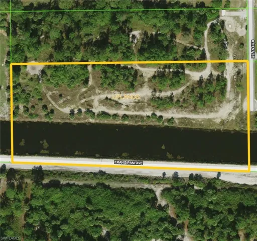 Map / location featuring property parcel outlined