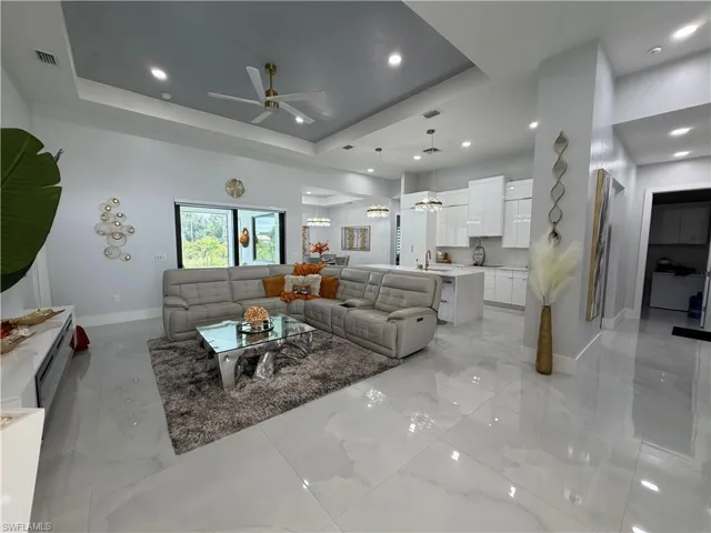 910 Venice Ave N, Lehigh Acres, Florida 33971
