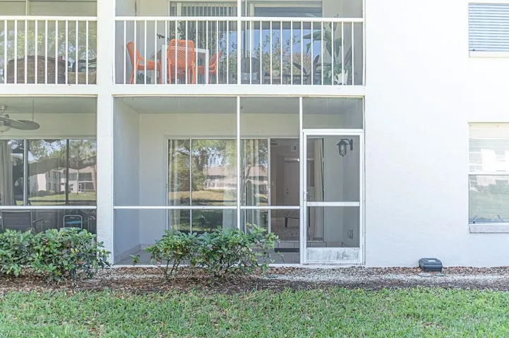 1392  Churchill  CIR, Naples, FL 34116