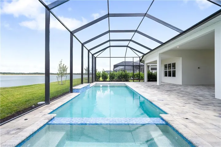 8766 Driftwood Dr, Naples, Florida 34114