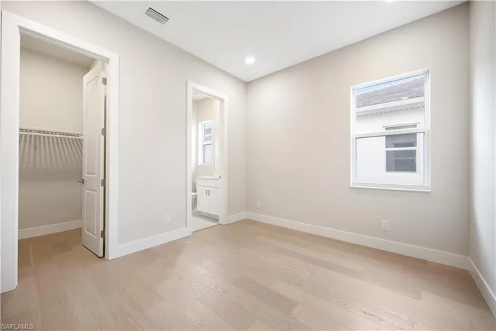8766 Driftwood Dr, Naples, Florida 34114