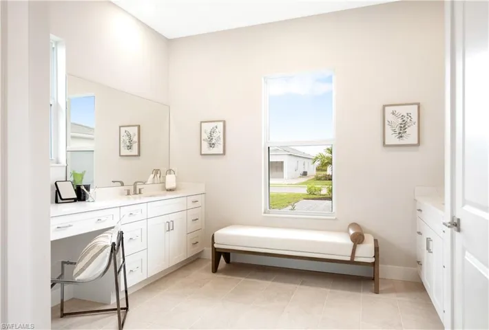 8766 Driftwood Dr, Naples, Florida 34114