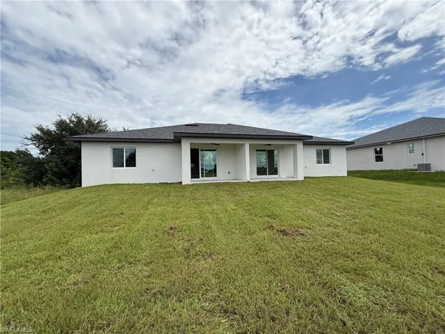 364 Petite Ave, Lehigh Acres, Florida 33974