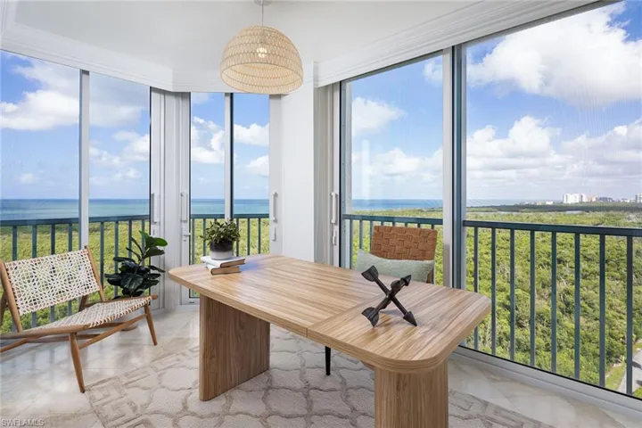 6101 Pelican Bay Blvd # 1405, Naples, Florida 34108