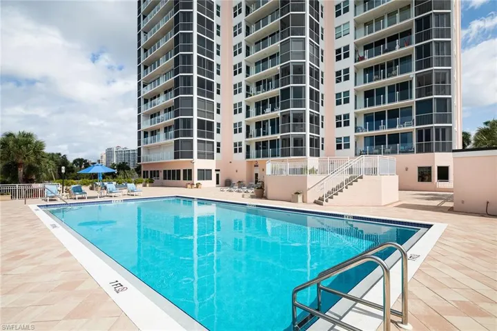 6101 Pelican Bay Blvd # 1405, Naples, Florida 34108