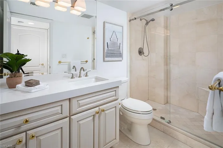 6101 Pelican Bay Blvd # 1405, Naples, Florida 34108