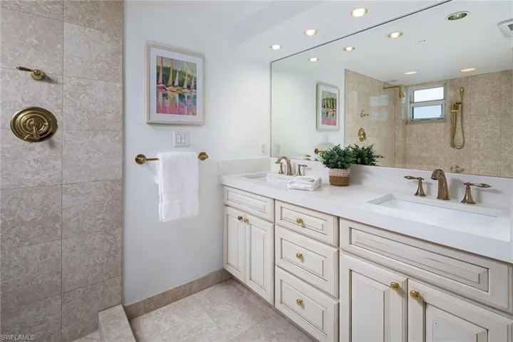 6101 Pelican Bay Blvd # 1405, Naples, Florida 34108