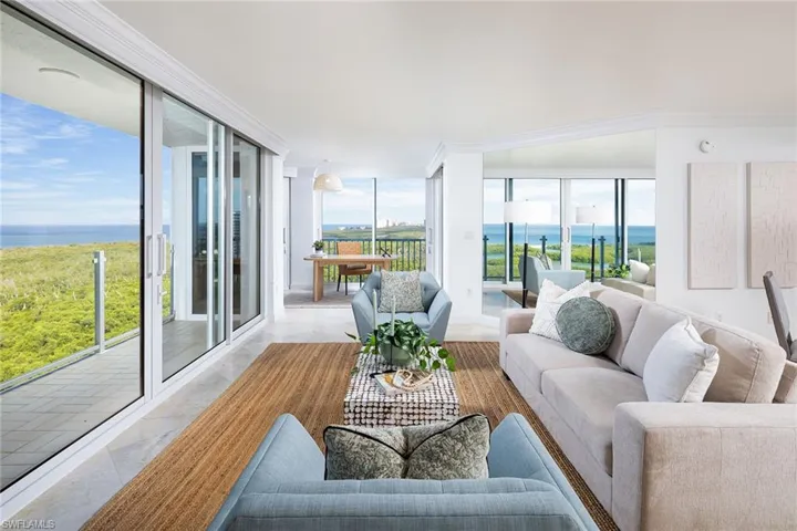 6101 Pelican Bay Blvd # 1405, Naples, Florida 34108