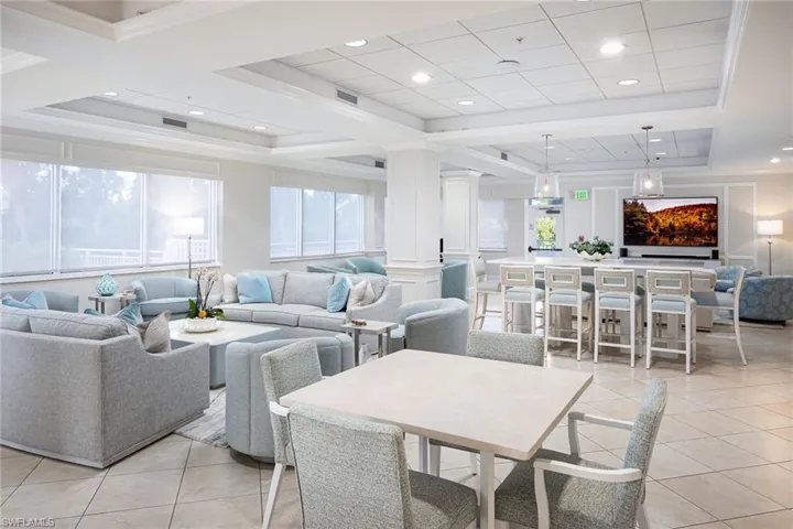 6101 Pelican Bay Blvd # 1405, Naples, Florida 34108