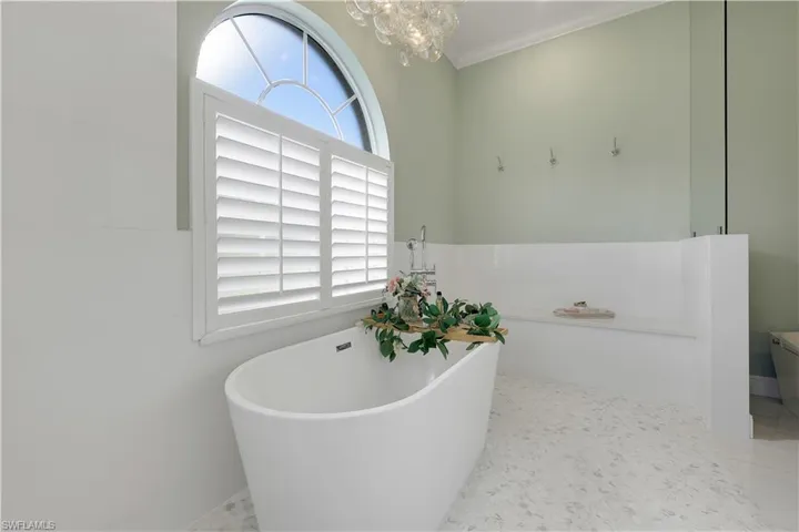 2035 Teagarden Ln, Naples, Florida 34110