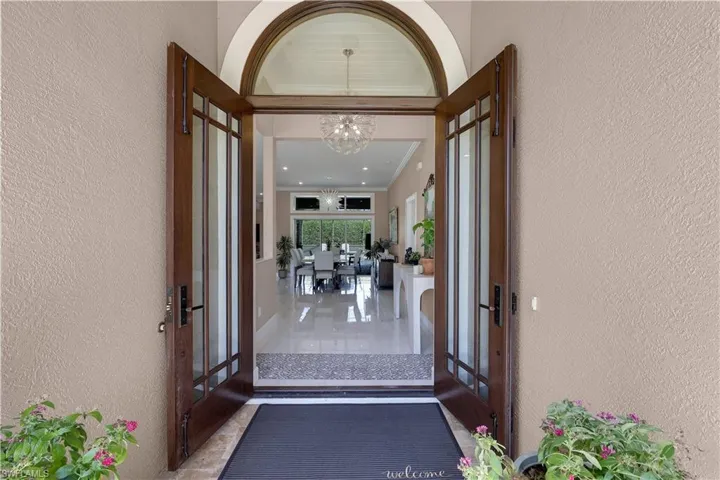 2035 Teagarden Ln, Naples, Florida 34110