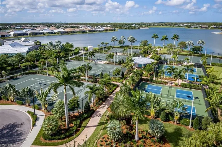 Tennis & Pickleball Courts
