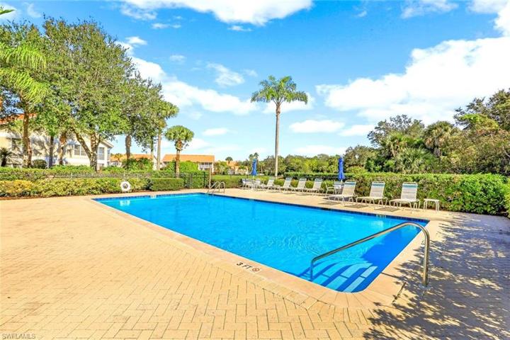 Lakeview Private Community Pool