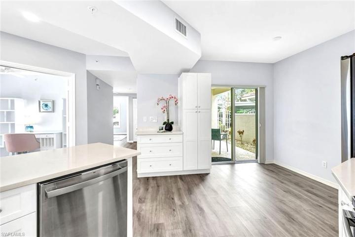 Access to private courtyard from Kitchen