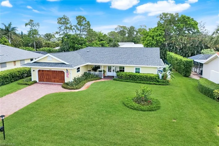 2319 Queens Way in Kings Lake