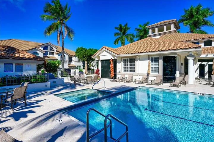 133  Colonade  CIR, Naples, FL 34103