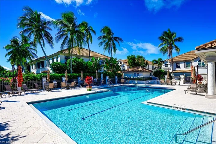 133  Colonade  CIR, Naples, FL 34103