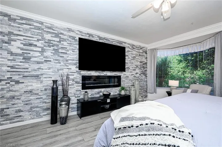 133  Colonade  CIR, Naples, FL 34103