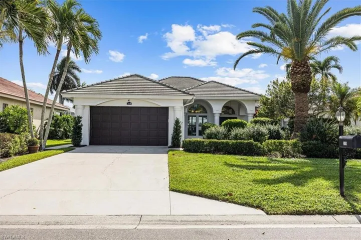 319  Lambton  LN, Naples, FL 34104