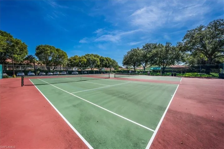 319  Lambton  LN, Naples, FL 34104