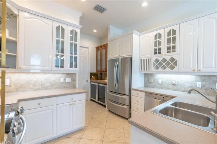 319  Lambton  LN, Naples, FL 34104