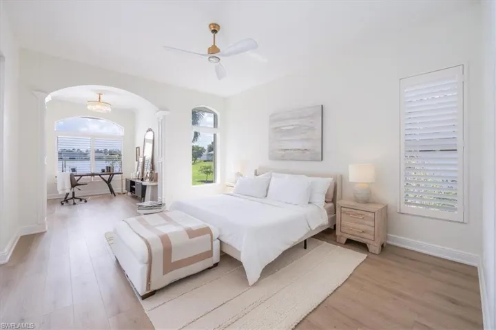 319  Lambton  LN, Naples, FL 34104