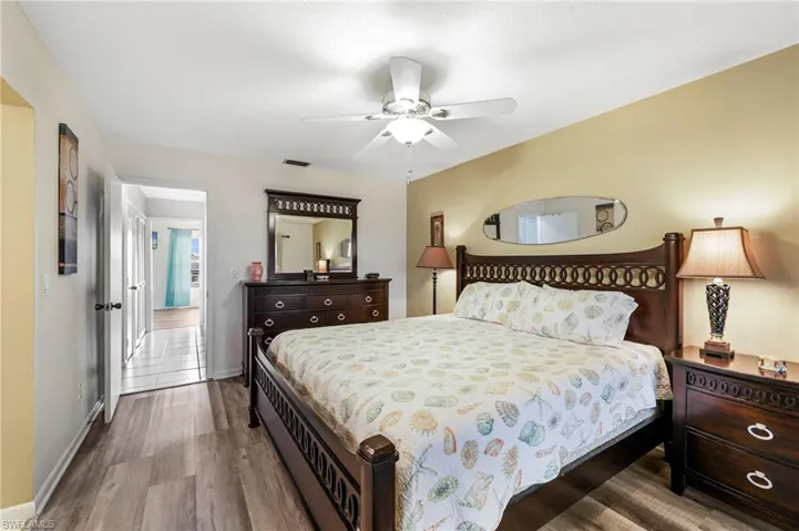 4629 SE 5th  AVE, Cape Coral, FL 33904