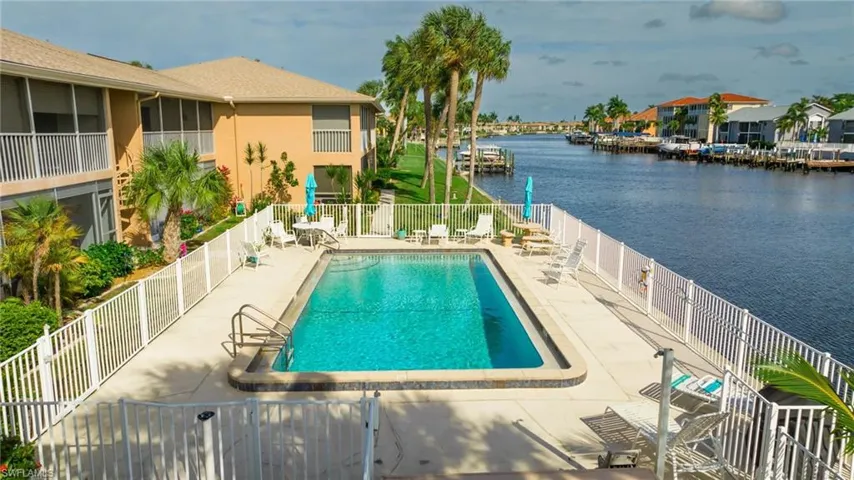 4629 SE 5th  AVE, Cape Coral, FL 33904
