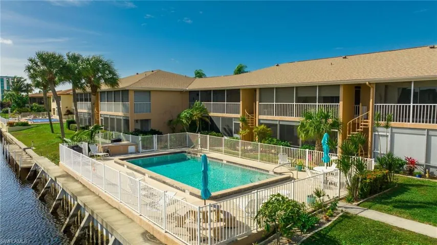 4629 SE 5th  AVE, Cape Coral, FL 33904