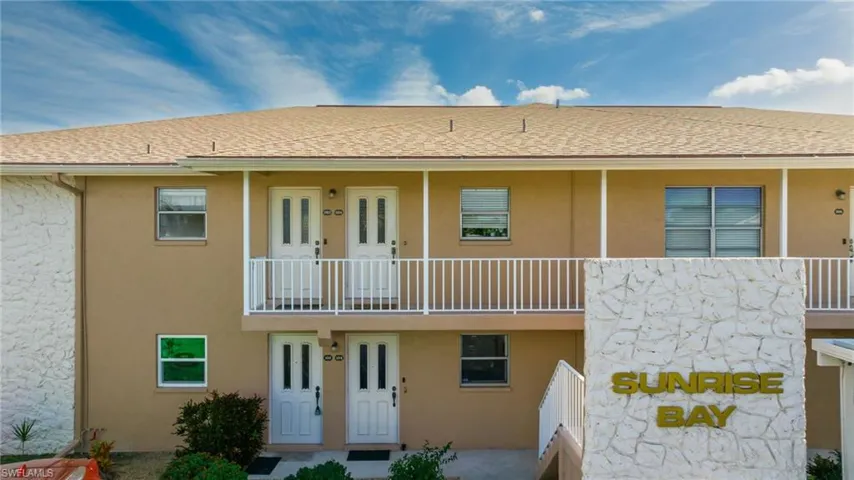 4629 SE 5th  AVE, Cape Coral, FL 33904