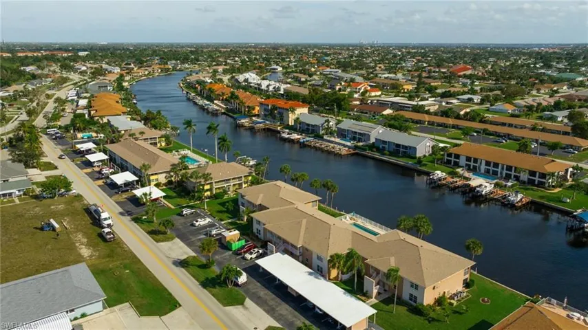 4629 SE 5th  AVE, Cape Coral, FL 33904
