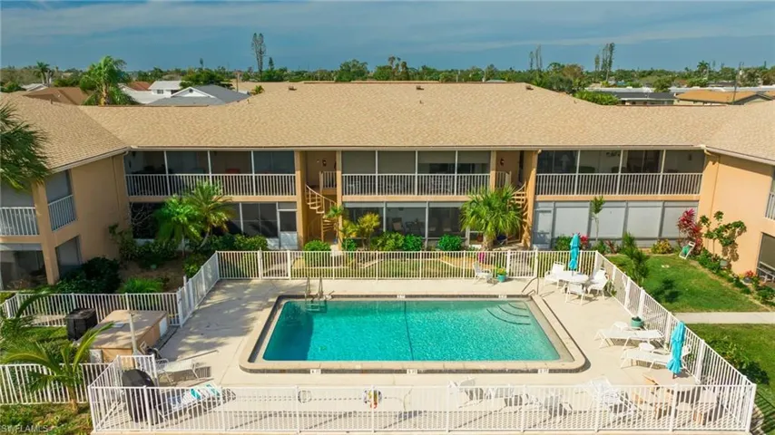 4629 SE 5th  AVE, Cape Coral, FL 33904