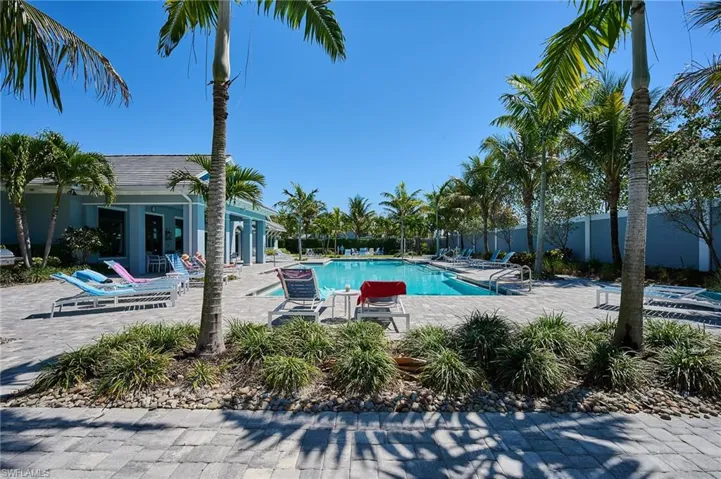 2626 Seychelles Cir 1404, Naples, Florida 34112