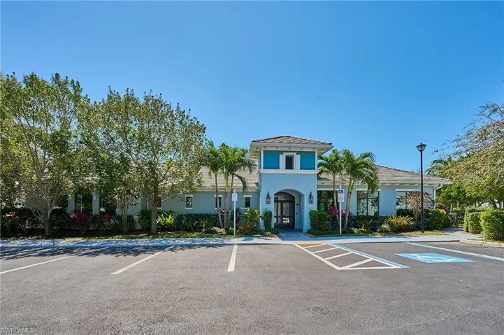 2626 Seychelles Cir 1404, Naples, Florida 34112