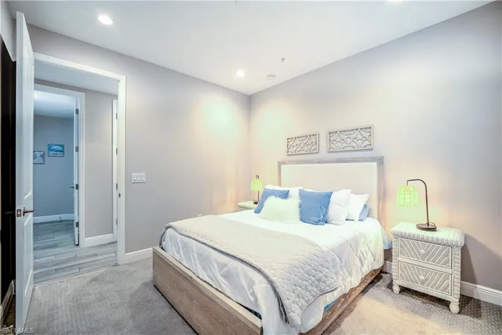 2626 Seychelles Cir 1404, Naples, Florida 34112
