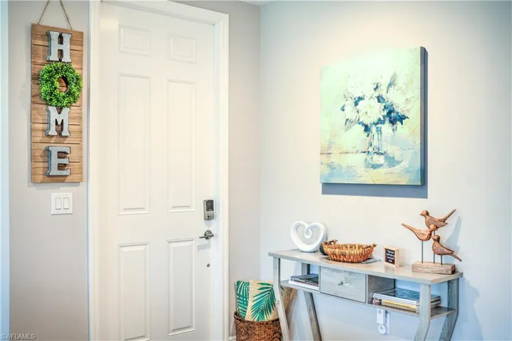 2626 Seychelles Cir 1404, Naples, Florida 34112