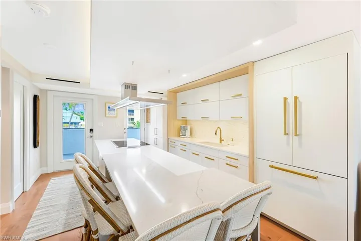 Counter seating in kitchen