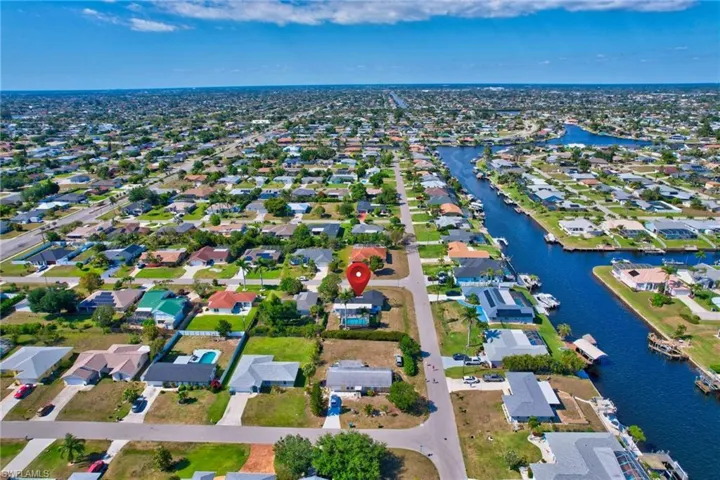 928 Se 30th Ln, Cape Coral Fl 33904