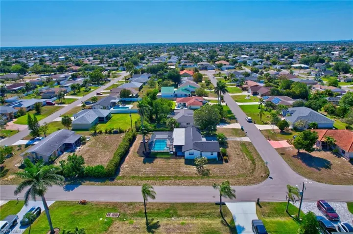 928 Se 30th Ln, Cape Coral Fl 33904