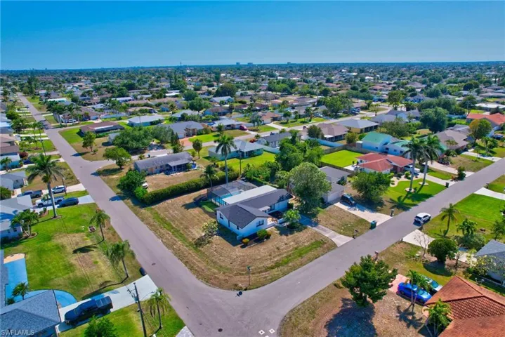 928 Se 30th Ln, Cape Coral Fl 33904