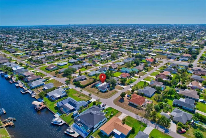 928 Se 30th Ln, Cape Coral Fl 33904