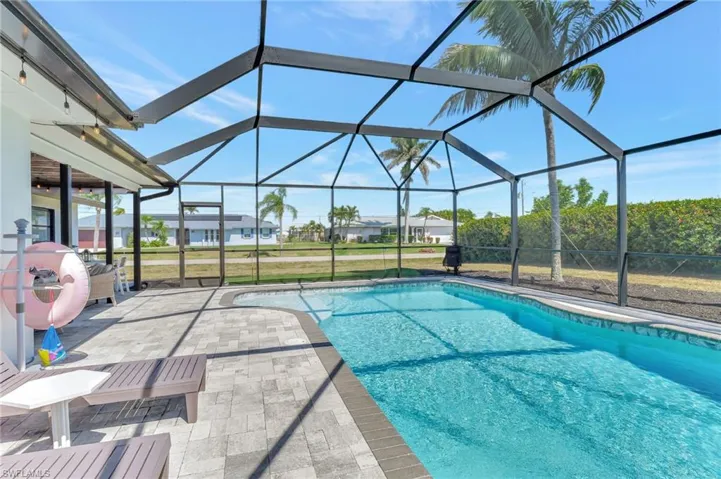 928 Se 30th Ln, Cape Coral Fl 33904