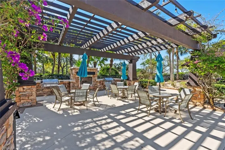 10263  Ashbrook  CT, Fort Myers, FL 33913