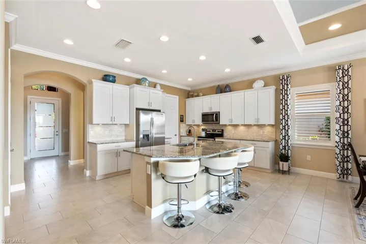 10263  Ashbrook  CT, Fort Myers, FL 33913