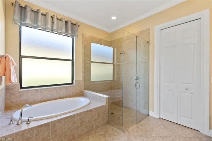 10263  Ashbrook  CT, Fort Myers, FL 33913