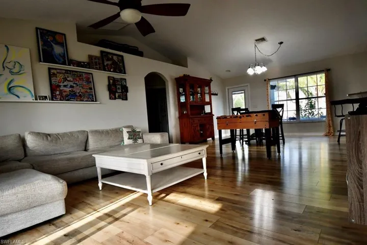1921 NE 19th  PL, Cape Coral, FL 33909