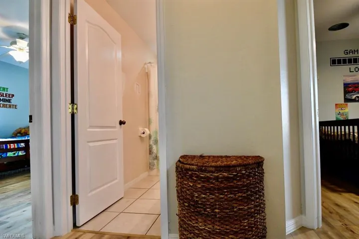 1921 NE 19th  PL, Cape Coral, FL 33909