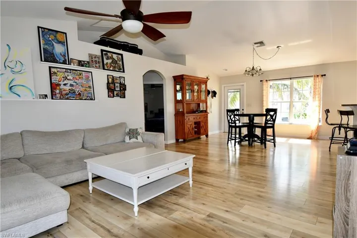 1921 NE 19th  PL, Cape Coral, FL 33909